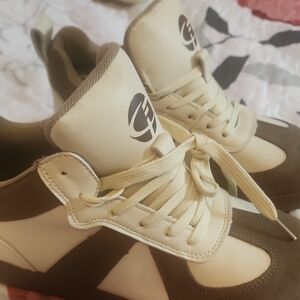 Stylish Cream and Brown Women's Sneakers